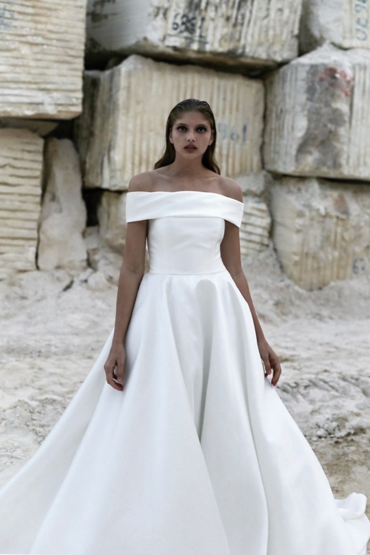 Athena L14 (3) Athena L14 (3)