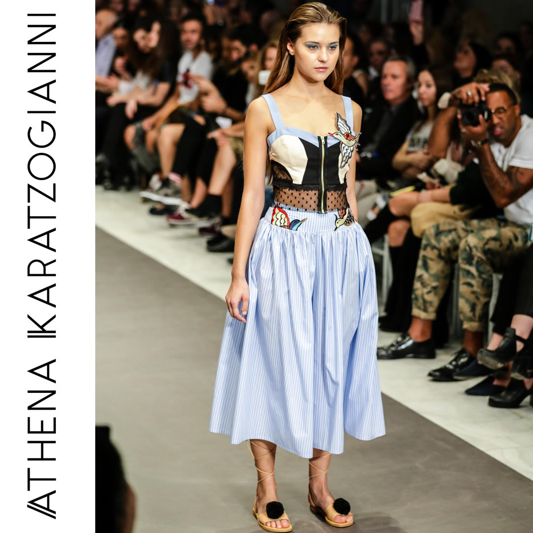 Bird Bustier - Model Bird Bustier - Model